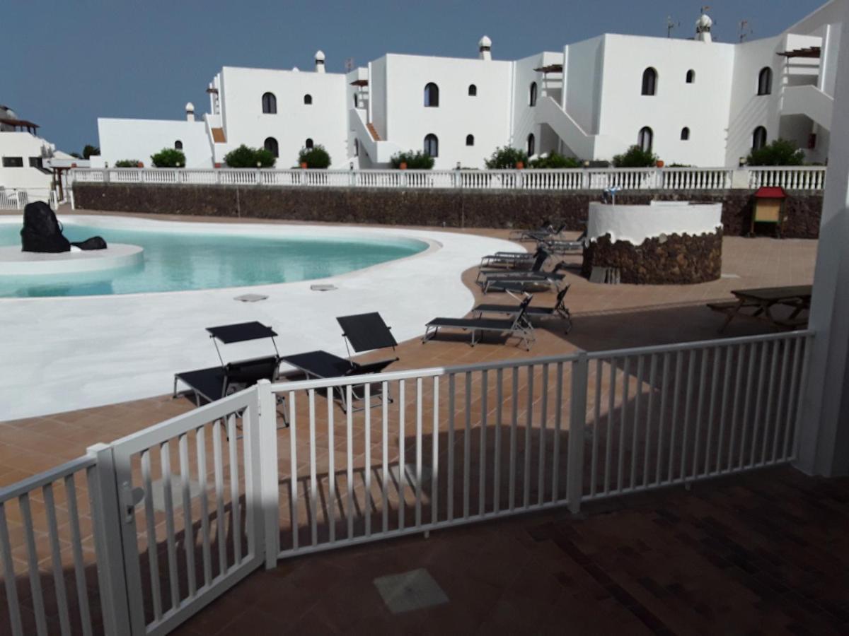 Le Parisien Apartment Costa Teguise Exterior photo